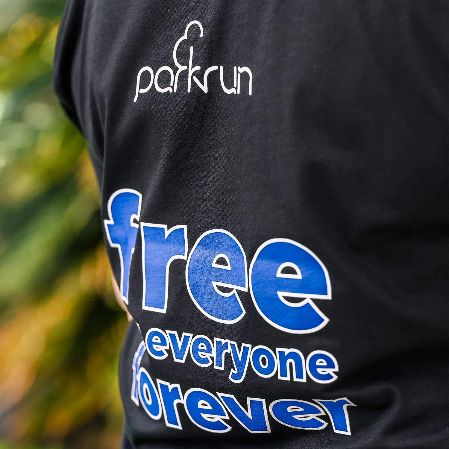 parkrun VネックTシャツ - Image 3