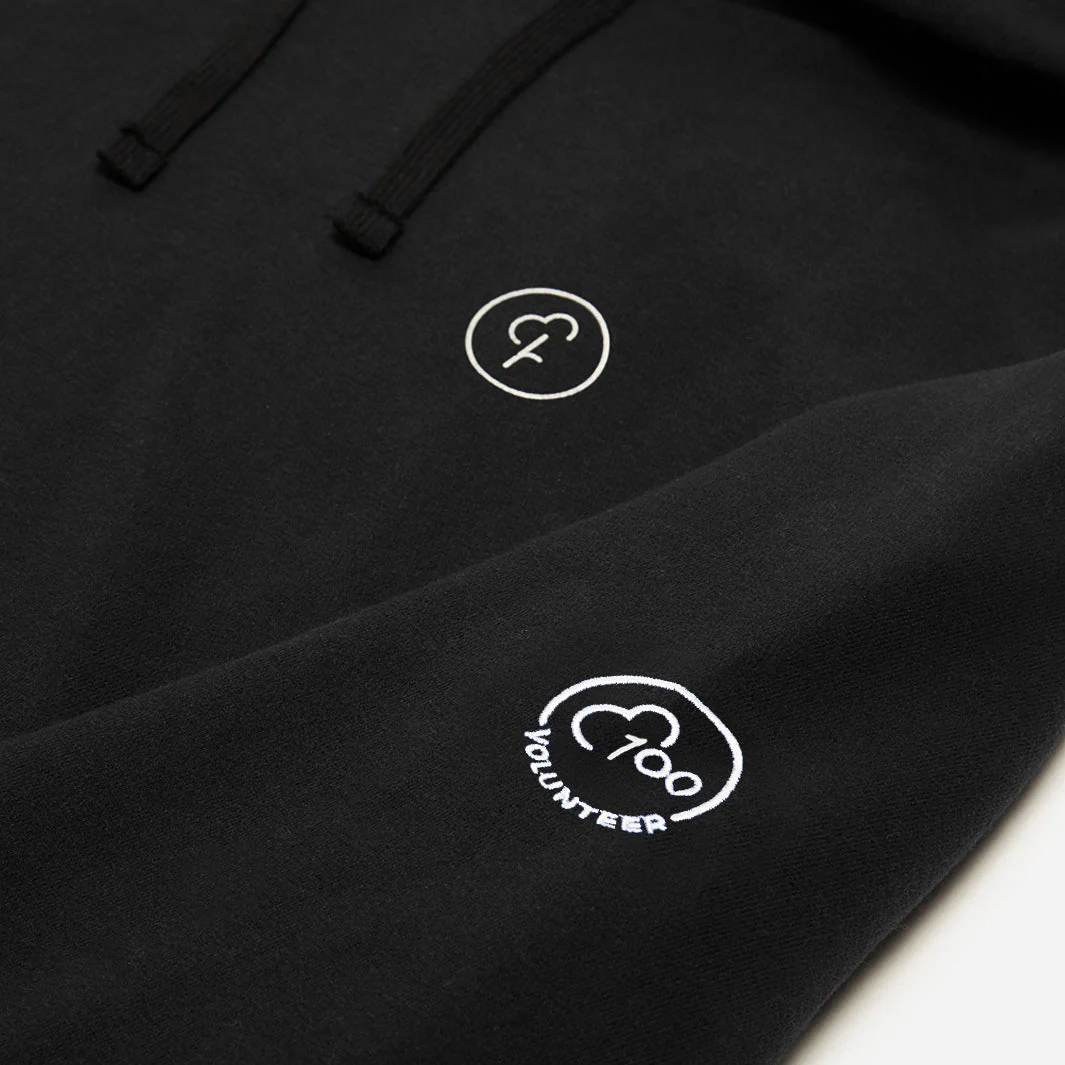 Women's volunteer black 100 hoodie - Image 2